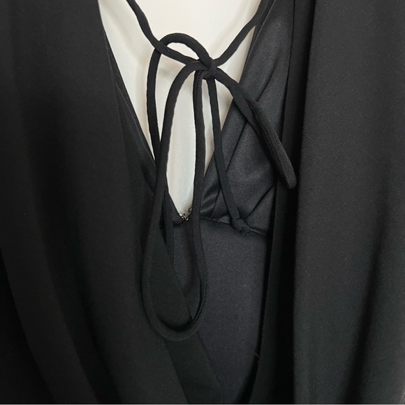 CACHE black plunge stretch banded bubble Cocktail style dress, size 4 - Picture 11 of 14